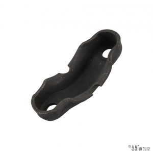 Steering box mounting shackle