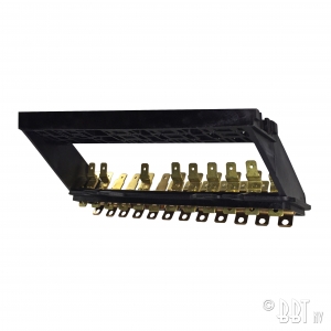 Fuse/relais box for 12 fuses