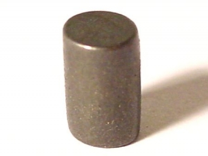 Dowel pin main bearing
